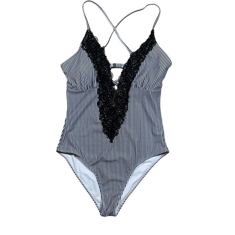 Cupshe "Wish You Well" Lace One-Piece Women's XL Swimsuit New Without Tags